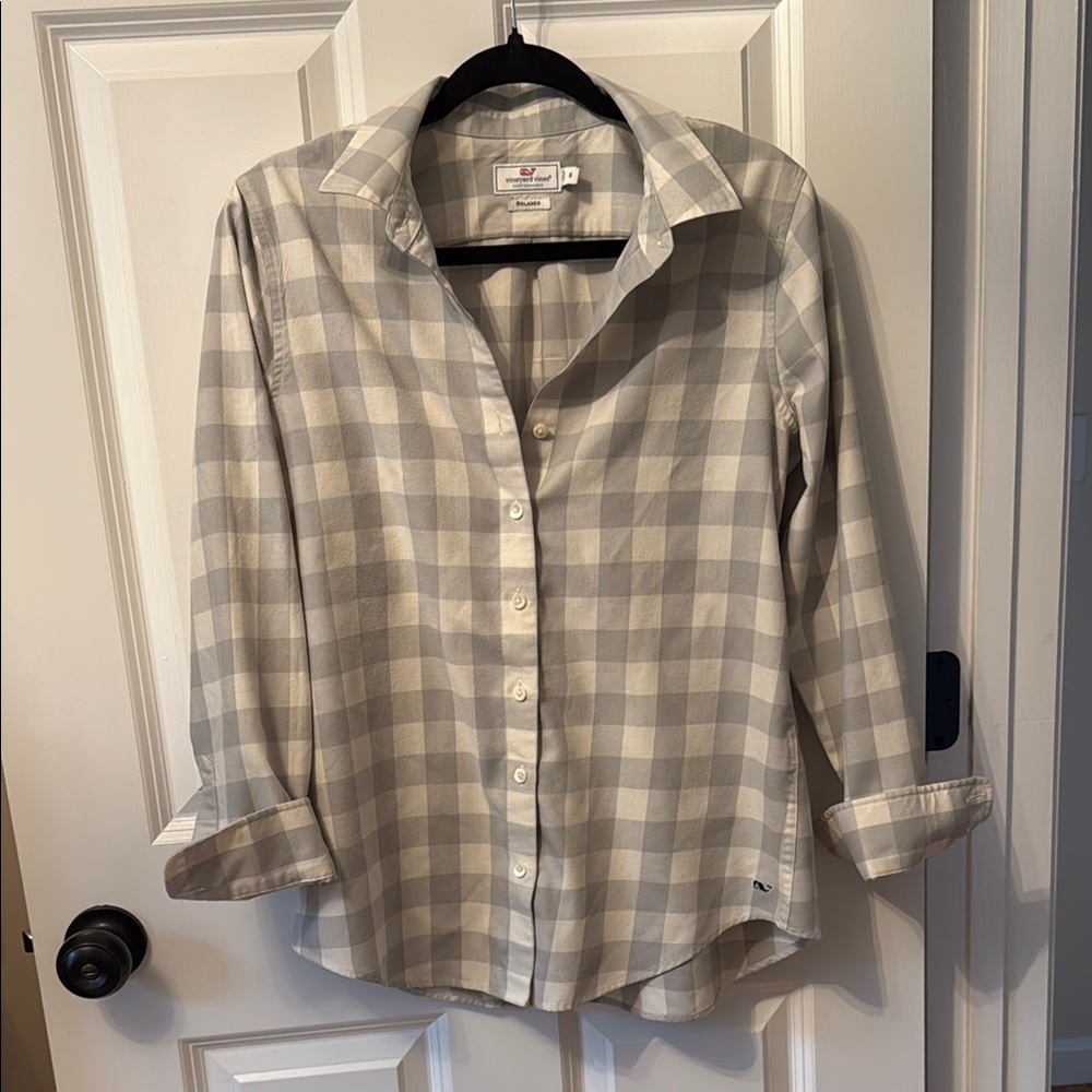 Vineyard Vines Relaxed Button Up